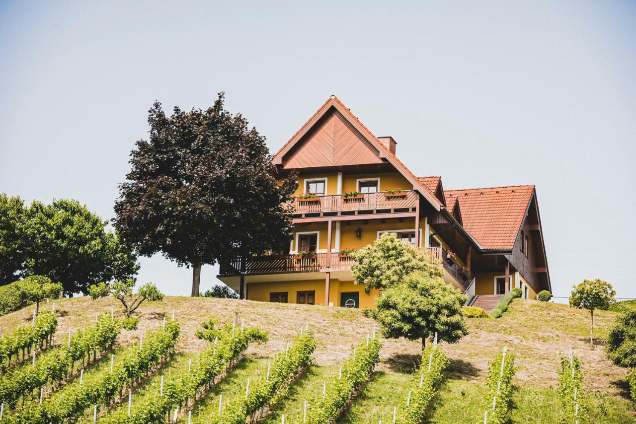 Hohler Appartement Gamlitz Bagian luar foto